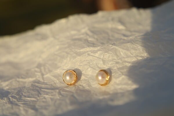 bird nest pearl studs